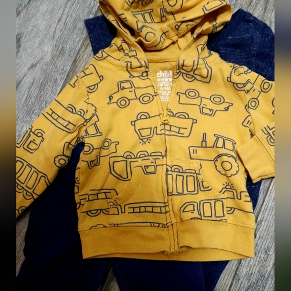 Two 9M Outfits- Construction Hoodie/Forest Green set. MOST ITEMS NWOT! - Picture 4 of 13